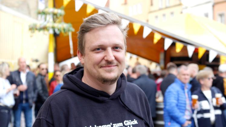 Stephan Gerecht ist Projektleiter bei der Marketing Osnabrück GmbH, die in diesem Jahr die Maiwoche durchführt. Er empfiehlt fünf Dinge, die man unbedingt auf dem Volksfest gemacht haben sollte.