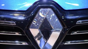 ARCHIV - Das Logo des französischen Autobauers Renault. Foto: Uli Deck/dpa
