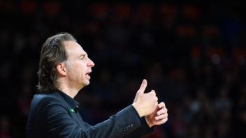 ARCHIV - Der Trainer der EWE Baskets Oldenburg wird ab der kommenden Saison nicht mehr Ingo Freyer sein. Foto: Matthias Balk/dpa/Archivbild