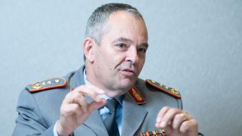 ARCHIV - Generalleutnant Alfons Mais ist Inspekteur des Heeres. Foto: Sebastian Kahnert/dpa-Zentralbild/dpa