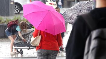 Wetterdienst warnt vor Gewitter, Starkregen und Hagel