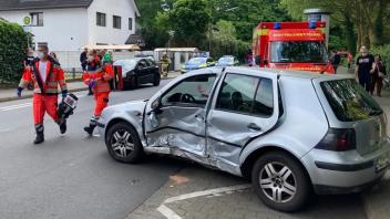 Am Dienstag hat es vor der BBS II in Delmenhorst einen schweren Unfall gegeben.