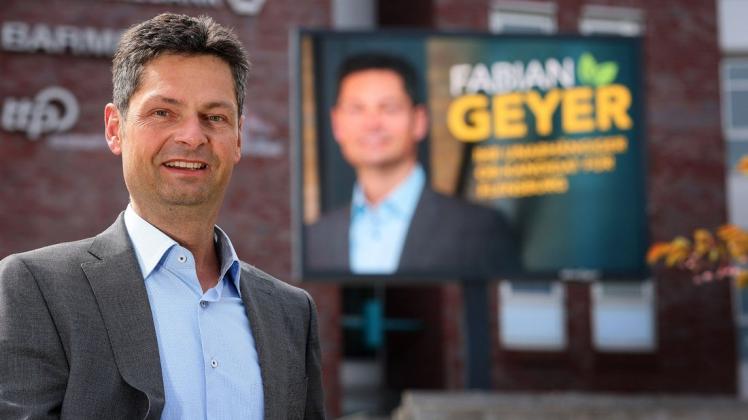Fabian Geyer hat seine Kampagne vor dem Rathaus gestartet