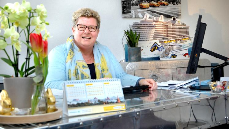 Sonja Ubben ist frischgebackene Reiseland-Expertin und freut sich darauf, alte und neue Kunden in Groß Wittensee (oder auch per Telefon oder Videocall) zu ihren Reisewünschen zu beraten.