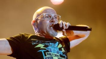 ARCHIV - Thomas D performt beim Auftakt der Deutschland-Tour der Hip-Hop-Gruppe "Die Fantastischen Vier". Foto: Markus Scholz/dpa/Archivbild