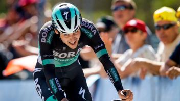 ARCHIV - Emanuel Buchmann vom Team Bora-hansgrohe zeigte beim Giro d&apos;Italia eine starke Leistung. Foto: Jean-Christophe Bott/KEYSTONE/dpa