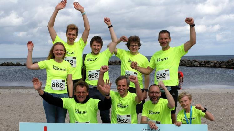 Die Staffel "Borbelsby", ein Zusammenschlus aus Läufern und Läuferinnen aus Borby und Barkelsby, war die schnellste Staffel aus dem Altkreis Eckernförde mit Rang 16 in der offenen Wertung.