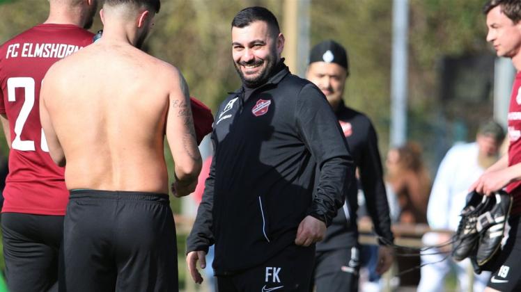 Hat gut lachen: Trainer Feyyaz Kilic wurde zum Retter des FC Elmshorn.