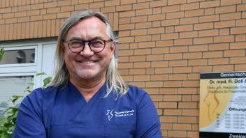 Ans Aufhören denkt er noch lange nicht: Konrad Lis arbeitet seit 25 Jahren als Frauenarzt in Bersenbrück und Ankum sowie als Belegarzt im Marienhospital. 