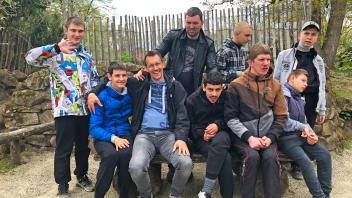 Die neun behinderten jungen Männer aus der Ukraine. 