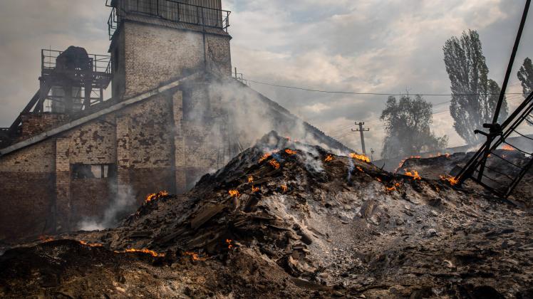 May 25, 2022, Sivers k, Ukraine: The ashes of burnt grain can be seen in a grain silo in the town of Sivers k, Donbas. A
