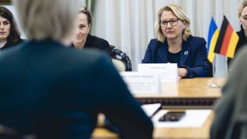 Bundesentwicklungsministerin Svenja Schulze (SPD) trifft die Vize-Ministerpraesidentin und Ministerin fuer die Wiederei