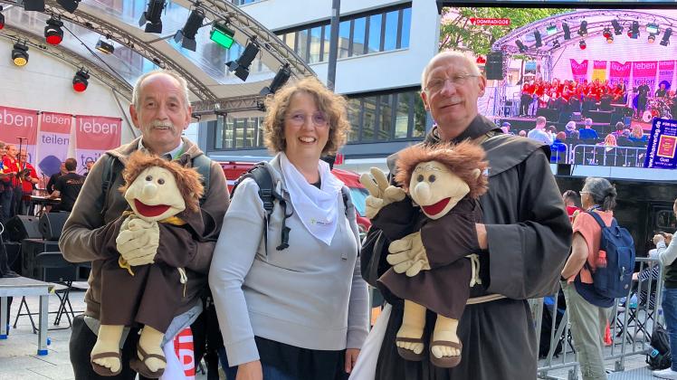 Roland Zagermann, Veronika Möller und Bruder Gabriel Zörnig sind gemeinsam franziskanisch unterwegs
