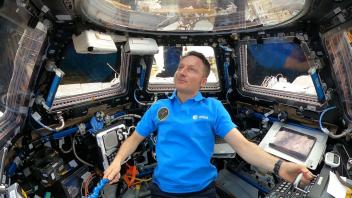 HANDOUT - Kennt den Geruch des Weltalls: Astronaut Matthias Maurer. Foto: NASA/ESA-M.Maurer/dpa - ACHTUNG: Nur zur redaktionellen Verwendung und nur mit vollständiger Nennung des vorstehenden Credits