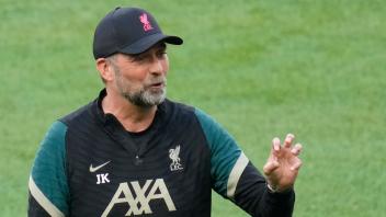 Wird über den Klee gelobt: Liverpool-Coach Jürgen Klopp. Foto: Kirsty Wigglesworth/AP/dpa