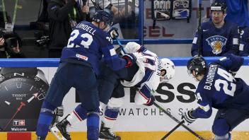 Die Finnen setzten sich im Halbfinale gegen das Team der USA durch. Foto: Emmi Korhonen/Lehtikuva/dpa