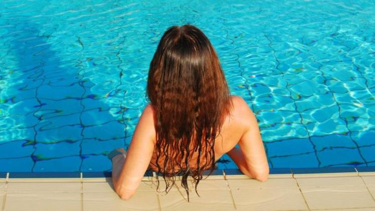 In Göttinger Schwimmbädern müssen auch Frauen an bestimmten Wochentagen ihren Oberkörper nicht mehr bedecken.