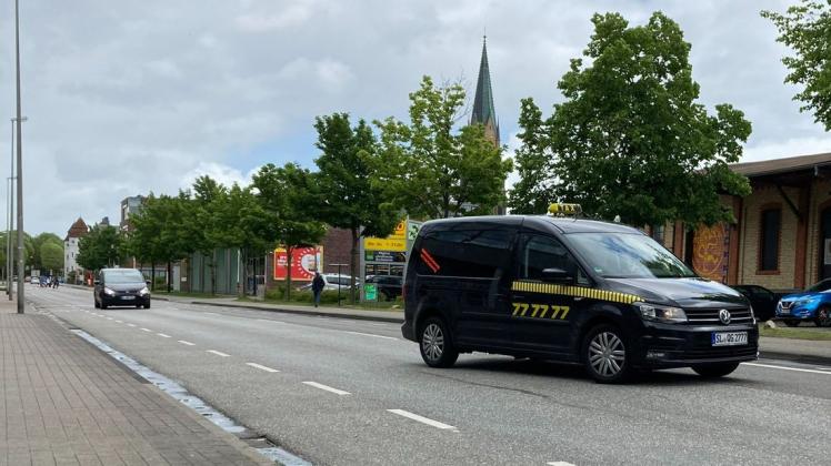 Taxifahrten im Kreis Schleswig-Flensburg werden teurer.
