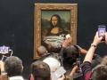 Besucher bewirft Vitrine der «Mona Lisa» im Louvre mit Torte
