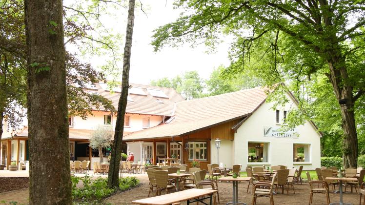 Idyllisch gelegen ist das Restaurant am Renzenbrink. Nun hat es unter dem Namen „Zeitreise“ neu eröffnet. Vergrößert worden ist dafür der Biergarten.