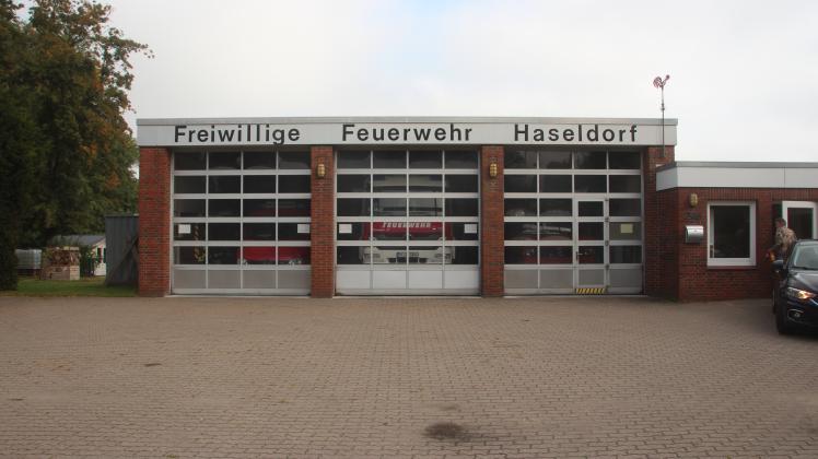 Die Feuerwache in Haseldorf soll saniert und erweitert werden.