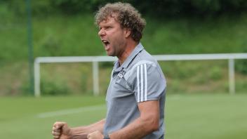 Eupens Trainer Stefan Kraemer, KAS Eupen - 1. FC Saabruecken, , Fussball-Testspiel, Division 1A/ 3. Liga , 03.07.2021, K