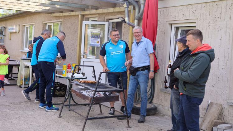 Gute Laune, nicht nur beim Brüeler SV. Am Donnerstag hatte der Sportverein zum Tag der offenen Tür geladen.