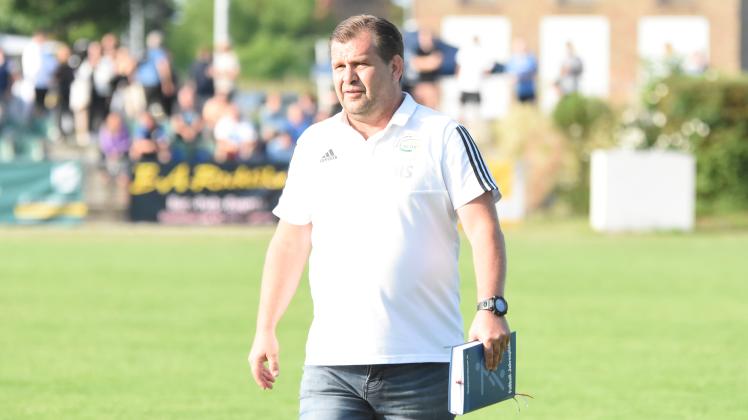 Das Kapitel -Verbandsliga-Saison 2021/22 ist geschlossen: Trainer Holger Scherz ist heilfroh, dass jetzt Sommerpause ist.