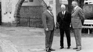 Drei wesentliche Protagonisten bei der Entstehung der Gemeinde Hagen: Die drei Bürgermeister Hubert Große Kracht (Hagen), Aloys Völler (Mentrup) und Hermann Sander (Altenhagen) im Jahr 1968. // Kommunalreform 1972 // Osnabrück-Gesetz