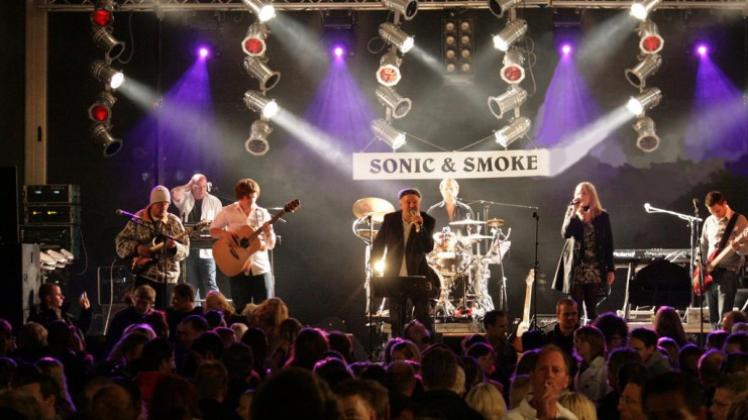 Rocken auf dem Stadtfest: Sonic and Smoke.