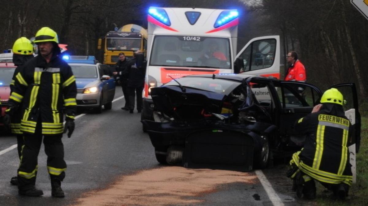 Zwei Verletzte Bei Unfall Auf Der B70 Nahe | NOZ