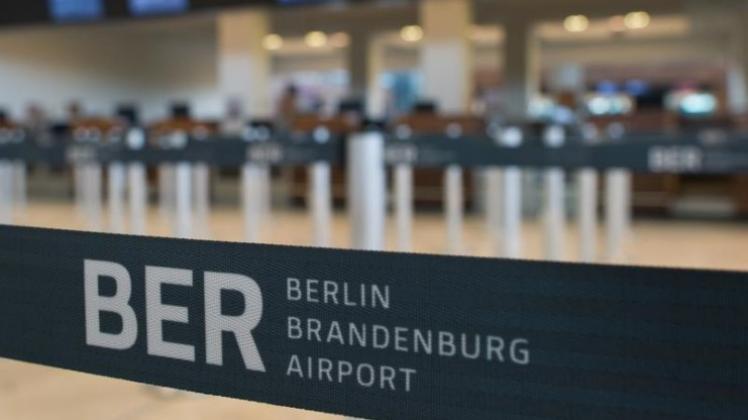 Nach dem geplatzten Eröffnungstermin für den neuen Berliner Flughafen haben sich die Airlines klar positioniert. Damit ist klar: Bis der Betrieb dort beginnt, dauert es länger als bei der Absage vermutet. 