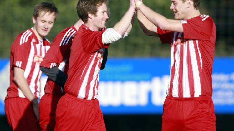 Frühe Tore beim 9:1 gegen Dissen – Vier