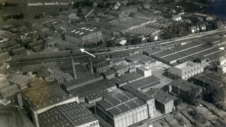 Ein bedeutender Teil der früheren Delmenhorster Industrie aus der Vogelperspektive: Die Luftaufnahme von 1930 zeigt die beiden Linoleumwerke „Anker-Marke“ und „Schlüssel-Marke“.