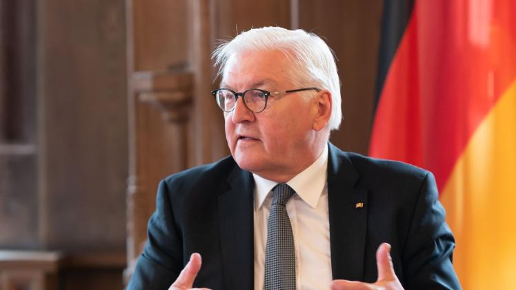 Bundespräsident Steinmeier kritisiert Altkanzler Schröder für seine Beziehungen zu Russland. Foto: Silas Stein/dpa