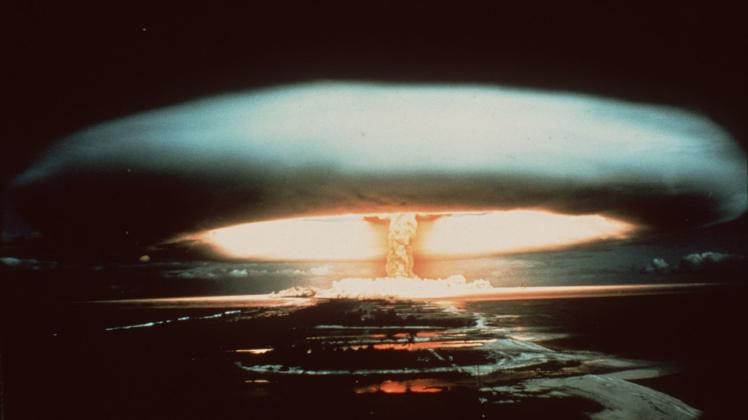 Wenn eine Atombombe explodiert, wird ziemlich viel zerstört. Foto: -/dpa