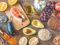 Foods providing low cholesterol diet Copyright: xAlex9500x Panthermedia27225375