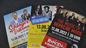 Die Plakate machen schon jetzt auf die drei musikalischen Highlights im August in Quitzow aufmerksam.