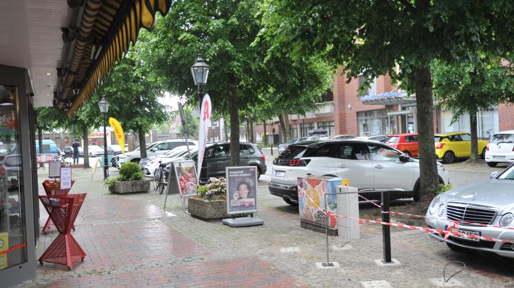 Deutlich weniger Parkplätze als bisher sehen die Planungen zur Umgestaltung des Marktplatzes und der Großen Straße in Aschendorf vor.