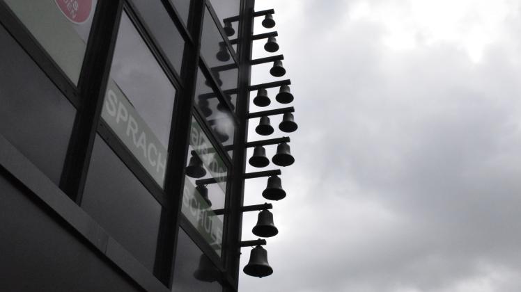 author Das Glockenspiel am Marktplatz ist seit einigen Wochen verstummt.