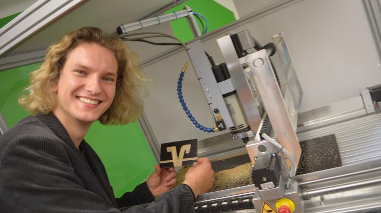 Maker Space an der Berufsschule in Niebüll bekommt eine CNC-Fräse.