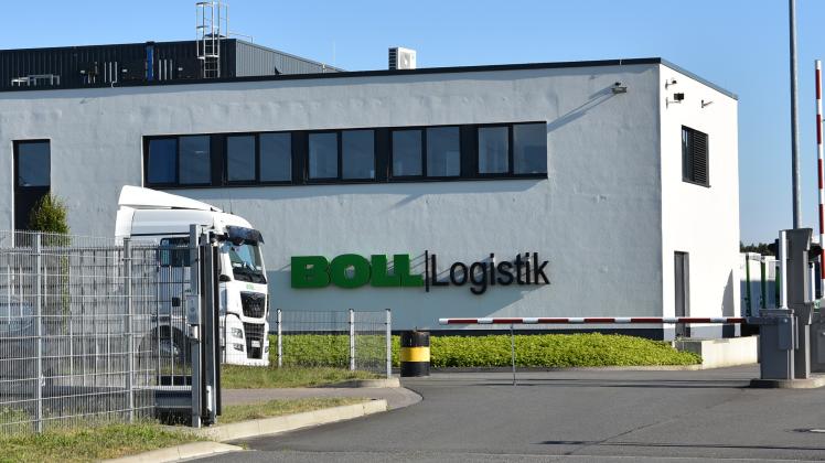 Die Firma Boll Logistik im Gewerbegebiet Emslandpark Emsbüren kann sich in den nächsten Jahren erneut erweitern. Der Gemeinderat fasste jetzt den Satzungsbeschluss für den entsprechenden Bebauungsplan. 