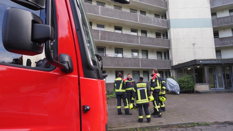 author Die Feuerwehr am Einsatzort, Tornescher Weg 4.