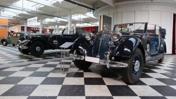 ARCHIV - Im Zwickauer Horch-Museum bekommen Besucher einen Einblick in die Geschichte der Auto Union. Foto: Bodo Schackow/dpa