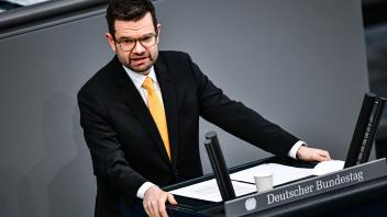 Bundestag - Regierungsbefragung mit Buschmann