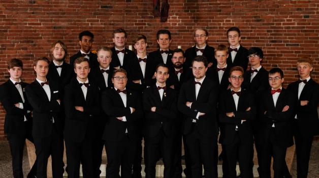 Nach pandemiebedingter Absage 2020 soll jetzt endlich der Auftritt des Sonux Ensembles mit den Männerstimmen der Chorknaben Uetersen  nachgeholt werden.
