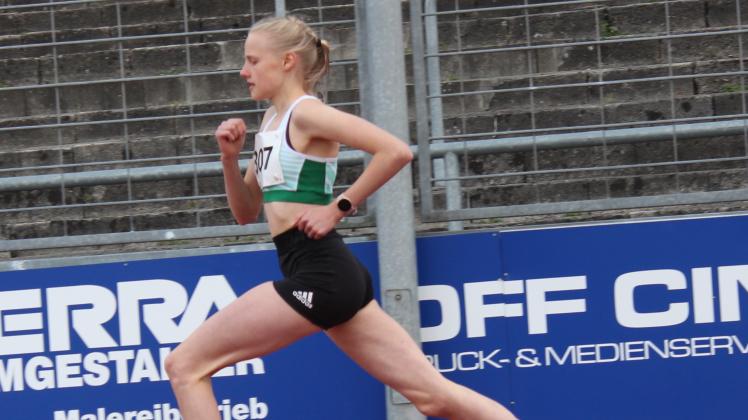 Malena Schomaker hat über 400 und 800 m die U18 DM-Norm in der Tasche und zählt in Göttingen zum Favoritenkreis.