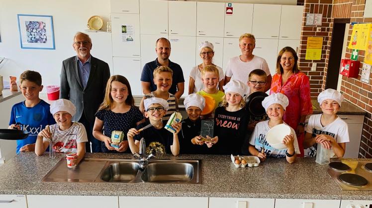 Grundschüler aus Rhede backen Buchweizenpfannkuchen - auf platt