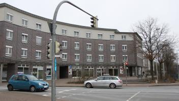 Um Bewohner des Awo-Seniorenheims in der Friedrichstraße zu schützen, muss im betroffenen Straßenabschnitt bald Tempo 30 gefahren werden.