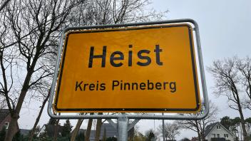 Bis ins frühe 14. Jahrhundert reicht die Geschichte Heists zurück. 1301 wurde die Gemeinde das erste Mal schriftlich erwähnt.